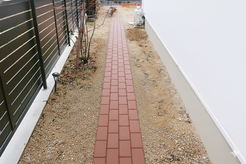 茶色一色でまっすぐに並べた例(AIにて生成)